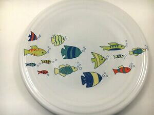 �y���������z�L�b�`���p�i�E�H��E�������E����@�C�̒��H��v���[�g�̉��̃t�B�G�X�^�V�����A��i��FIESTA UNDER THE SEA LUNCHEON PLATE - NEW, 1ST QUALITY