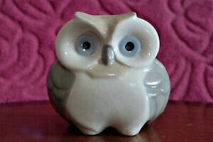 yzLb`piEHEE@tNE̒uXyCō܂Beautiful Porcelain Owl Figurine - Made in Spain