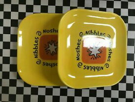 【送料無料】キッチン用品・食器・調理器具・陶器　セットニブルスクエアセラミック前菜プレート新品NWT Set Of 2 NOSH NIBBLE 9 Square Ceramic Appetizer Plates New