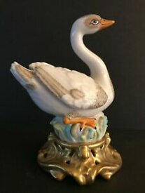 【送料無料】キッチン用品・食器・調理器具・陶器　モッタヘデ磁器の白鳥のフィギュア作りイタリア手描きMottahedeh Porcelain Swan Figurine Made in Italy Hand Painted