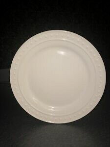 yzLb`piEHEE@Es|gKi^PbgzCg`v[gG{Xhhbg~gZbgWorld Market Portugal NANTUCKET WHITE LUNCH PLATE Embossed Dots 