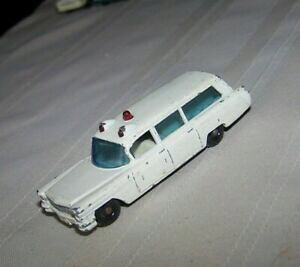 yz͌^ fJ[ }b`{bNXXj[CMeLfbNAuUf[mI[gmatchbox lesney inghilterra 54 samp;s cadillac ambulanza 1965 modellino auto