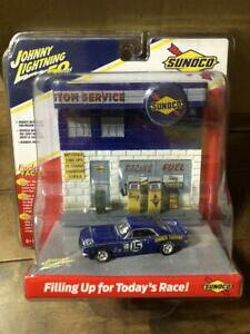 �y���������z�͌^�� ���f���J�[ �W���j�[�`�F�r�[�J�}���X�m�R���f��johnny lightning chevy camaro ss sunoco 164 model sunoko green light
