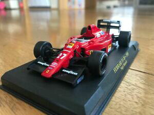 yz͌^ fJ[ nVFbgtF[RNV}Z}[{hachette icial ferrari f1 collection f189 munsell marlboro specification