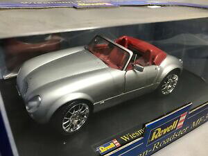 yz͌^ fJ[ xB[X}[hX^[ta050 revell wiesmann roadster mf 3 118 08860 never out of box
