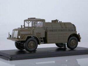 �y���������z�͌^�� ���f���J�[ �X�P�[�����f���^�g���^���Nscale model 143 tatra 128c tank