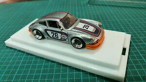 yz͌^ fJ[ zbgzC[JX^U}bN|VF}eB[jAN{bNXfB[vfBbVX|[NAhot wheels custom zamac porsche martini with acrylic box deep dish 6 sp