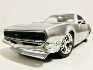 �y���������z�͌^�� ���f���J�[ �z�b�g�z�C�[���V�F�r�[�V�{���[�J�}��hotwheels 68 chevy chevrolet camaro 118