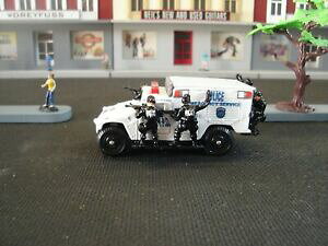 yz͌^ fJ[ R[ho[WXP[for code 3 kitbash nypd ess armoured white vehicle version 164 scale
