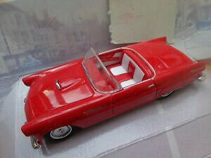 【送料無料】模型車 モデルカー マッチボックスディンキークラシックレッドフォードサンダーバードボックスdy31 matchbox dinky 143 classic 1955 red ford thunderbird car boxed