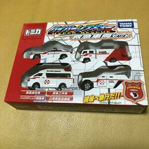 �y���������z�͌^�� ���f���J�[ �g�~�J�n�C�p�[�v���e�N�V�����Z�b�gtomica hyper protection emergency vehicle set