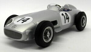 �y���������z�͌^�� ���f���J�[ �X�P�[�������Z�f�X�N�����O�C�M���Xiscale 118 scale 118014 mercedes w196 f1 kling 14 british gp 3rd