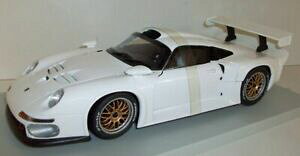 yz͌^ fJ[ fXP[|VFzCgut models 118 scale 180 966600 porsche 911 gt1 1996 white