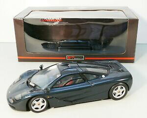 yz͌^ fJ[ f}N[_[NO[bgIWi{bNX118 ut models mclaren f1 gtr darkgreen met, with original box, very rare