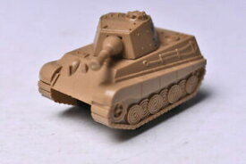 【送料無料】模型車 モデルカー クロロキングタイガードイツcombat chloro q 93 kingtiger german tank c14 sand brown army