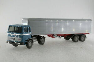 yz͌^ fJ[ CLOgbNX[cP[XAW[