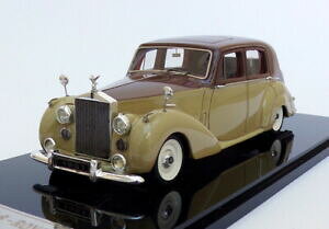 【送料無料】模型車 モデルカー スケールロールロイスシルバードーンブラウンベージュatc 143 scale atc15420a 1951 rolls royce silver dawnbrownbeige