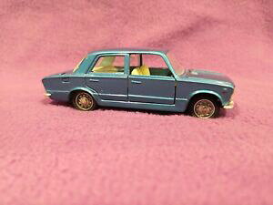 �y���������z�͌^�� ���f���J�[ ���x�g�C�Y�t�B�A�b�g�X�P�[��mebetoys a16 fiat 124 scale 143