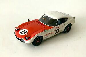 yz͌^ fJ[ g^I[gA[gtoyota 2000 gt cp 33 autoart 1 18