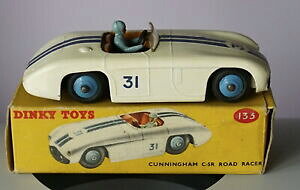 �y���������z�͌^�� ���f���J�[ �f�B���L�[?�J�j���K���X�g���[�_���[�T�[dinky 133 ? cunningham c5r strada racer