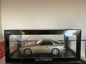 yz͌^ fJ[ I[gA[g|VF^[{autoart porsche 944 turbo 118