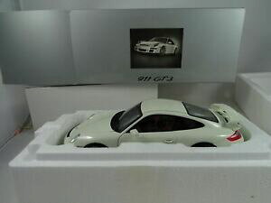 yz͌^ fJ[ I[gA[gfB[[f^CvzCg118 autoart dealer model wap02100918 911 type 997 gt3 white 2007