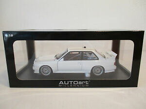 yz͌^ fJ[ SbNI[gA[gv[{fBo[WzCgmCIbvgok 118 autoart bmw m3 e30 dtm plain body version whiteneu ovp
