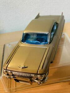 yz͌^ fJ[ XYv[ggXP[fold tin plate sign of quality showa retro red scale model made in