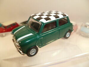 �y���������z�͌^�� ���f���J�[ ���h�~�j�{�b�N�X143 vanguards lledo mini without box