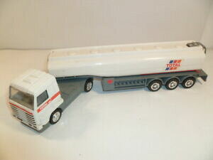 �y���������z�͌^�� ���f���J�[ �J�~�I���g�[�^���V�J�[���T���X�{�C�e143 camion total citerne sans boite