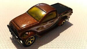 �y���������z�͌^�� ���f���J�[ �~�j�`���A�J�[�z�b�g�z�C�[���h�b�W�p���[���S���u���E��miniature car hotwheels dodge power wagon dcc brown very good condition