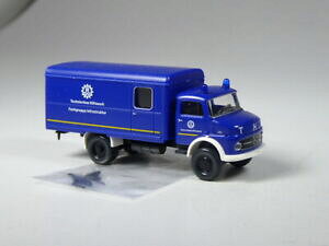 【送料無料】模型車 モデルカー ワイキングモデルメルセデスラスーツケースnlkr21 wiking special model mercedes la 911 suitcase of technical rescuers
