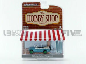 yz͌^ fJ[ O[CgObYT[t{[hJCU[W[vX^[greenlight collectibles 164 kaiser jeep jeepster with surfboards 1968 970