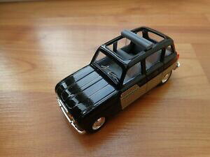 yz͌^ fJ[ R[M[\bhNVbNm[fJ[143 corgi solid classic renault 4l model car