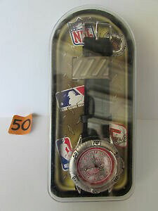 yz͌^ fJ[ b\AIWnfl rosso ali orologio