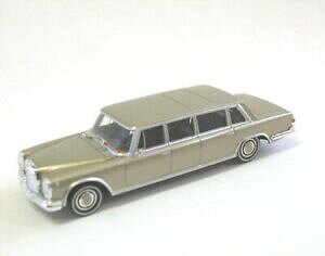 �y���������z�͌^�� ���f���J�[ �����Z�f�X�x���c�v���}�������W���S�[���f���J���[�X�^�[�}�_mercedesbenz 600 w100 pullman limousine golden colour 187 starmada