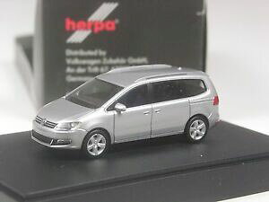 yz͌^ fJ[ gbvwpXyVfVVo[^bNO[gIWi{bNXtop herpa special model vw sharan silver metallic in great original box
