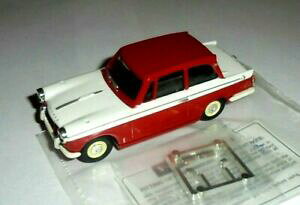 �y���������z�͌^�� ���f���J�[ ���@���K�[�h�w�����h�{�b�N�Xcar 143 vanguards va00513 triumph herald 1959 redwhite box