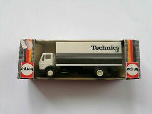 yz͌^ fJ[ wpgbNZfXxcX[cP[XeNjNXqt@C