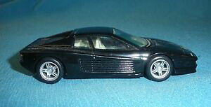 yz͌^ fJ[ LbguStF[eX^bTm[145a kit artisanal base burago ferrari testarossa noir 143