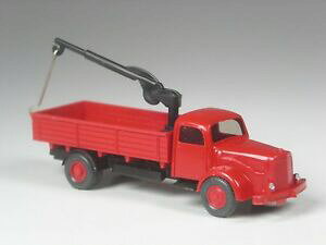 yz͌^ fJ[ gbvN[bhCLOXyVfZfXtbgxbhtop wiking special model mercedes l 5000 flatbed with crane red