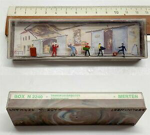 yz͌^ fJ[ e~j`AtBMAmerten box h0 n2240 transport workers miniature figurines