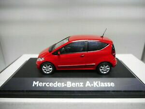 yz͌^ fJ[ ZfXxcNXbhVRmercedesbenz aclass w169 3p red 20052011 schuco 143