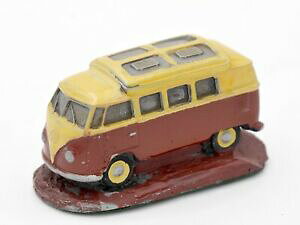 yz͌^ fJ[ tHNX[QRrXP[small volkswagen combi resin on stand 187 scale