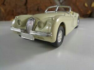 �y���������z�͌^�� ���f���J�[ �X�P�[���W���K�[�N�[�y�I�[�v�j���O�t�[�h�h�A143 scale 1950s jaguar xk140 coupe, opening hood and doors 5412