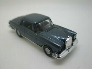 �y���������z�͌^�� ���f���J�[ ���C�L���O�����Z�f�X�N�[�y���^���b�N�\�i�[���f���V�Awiking mercedes 250 se coupe, metallic, sonermodell shear 502 *