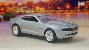 yz͌^ fJ[ V{[J}X|[cN[yXP[5th gen 2010 2015 chevrolet camaro v8 sport coupe 164 scale limited edition g