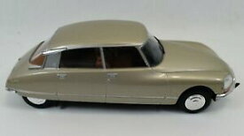 【送料無料】模型車 モデルカー シトロエンパラスケールミニチュアハチェットcitroen ds 23 pallas 124 1973 scale miniature hatchet
