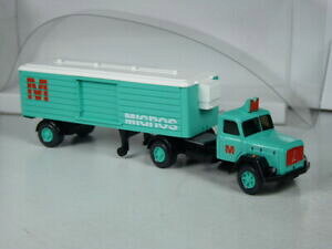 【送料無料】模型車 モデルカー uマギラススーツケースミグロススイスオリジナルボックスlub4 wiking 052003 magirus saturn cooling suitcase migros switzerland in original box