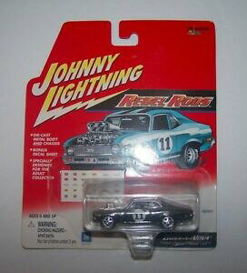 【送料無料】模型車 モデルカー ジョニーライトニングシェビーボスノヴァロッドシボレーデカールjohnny lightning 69 1969 chevy boss a nova ss rebel rods chevrolet car rrs decal